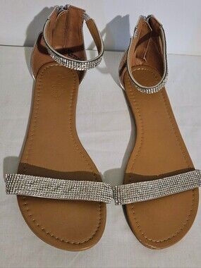 Charlotte Russe Alma Rhinestone Flat Sandals Silver Tan Women's Size 8